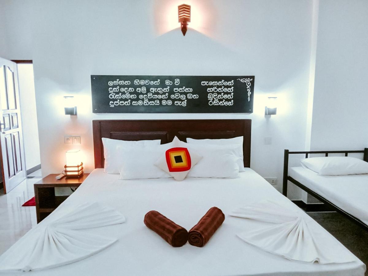 Aliya Aliya Hikkaduwa Hotel Exterior photo